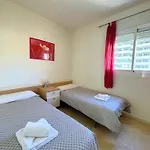 Gemelos 22-1-5 Apartment